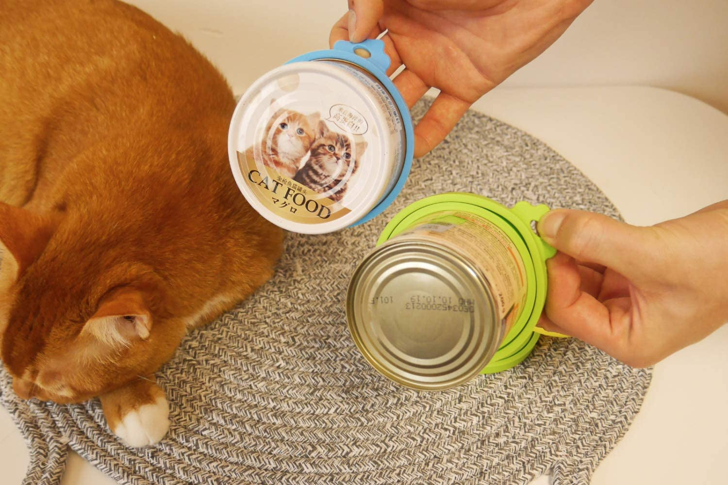 Silicone Can Lids Covers for Dog and Cat Food, Universal Size Fits All Standard Cans (3 Pack & Spoon, Multi-Colored)